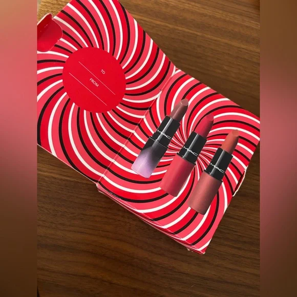 NIB MAC Lipsticks Ruby Woo, Bated Breath, Devoted to Chili - Picture 1 of 3
